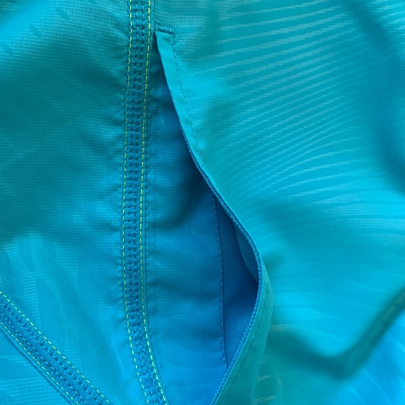 Champion blue and lime light spring windbreaker - Picture 5 of 6